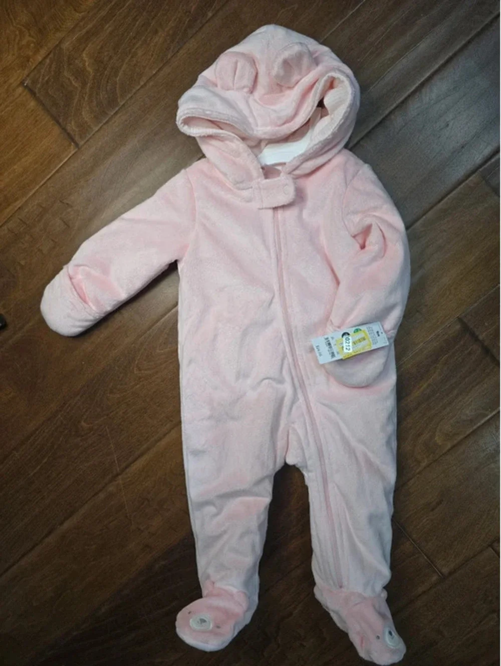 9m brand new girls snow suit from carter's item 212G1